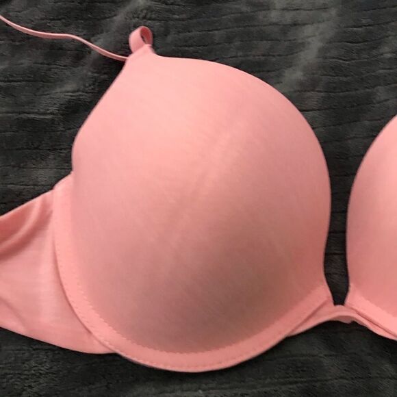 Daisy Fuentes Pink Bra 36D - Picture 9 of 15